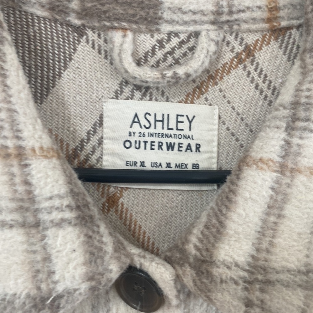 Plaid Shacket - Picture 3 of 4